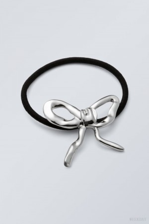 Weekday Metal Bow Hair Elastic アクセサリー レディース シルバー Japan | I2B-2815