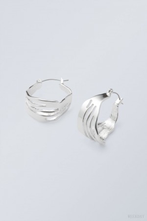 Weekday Motion Hoop Earrings ジュエリー レディース シルバー Japan | Z7M-5171