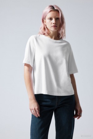 Weekday Perfect Boxy T-shirt Tシャツ レディース 白 Japan | W2W-1444