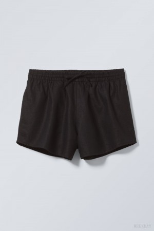 Weekday Tyler Linen Blend Shorts ショートパンツ レディース 黒 Japan | G3N-5315