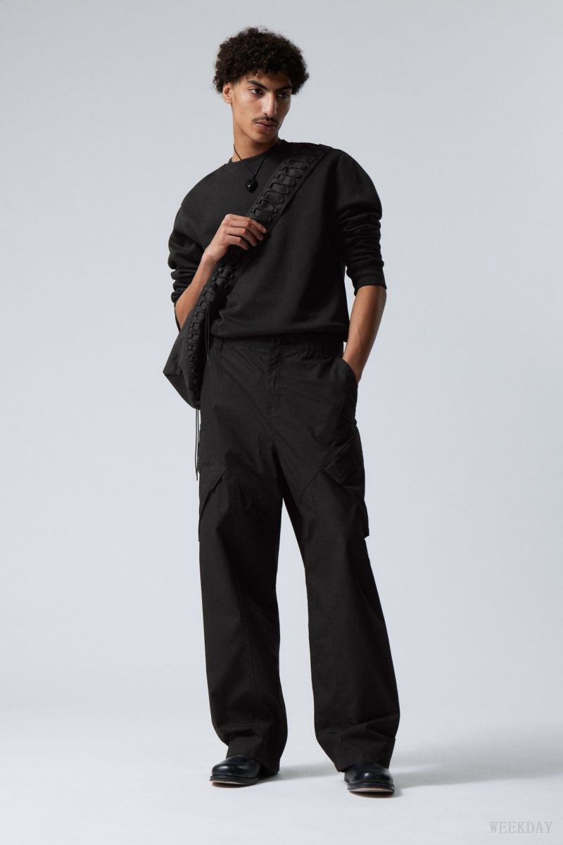 Weekday Astro Loose Asymmetric Cargo Trousers ズボン メンズ 黒 Japan | L1E-2232