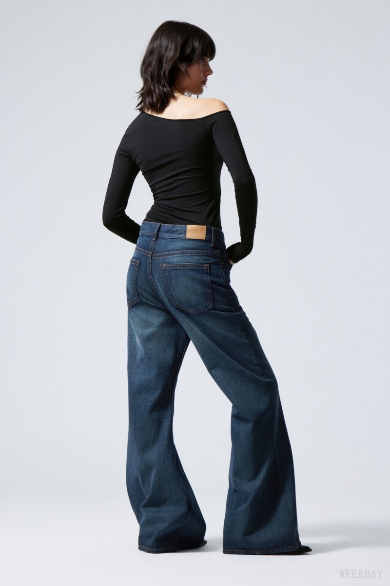 Weekday Grove Low Baggy Flared Jeans デニム レディース 青 Japan | E6A-9315