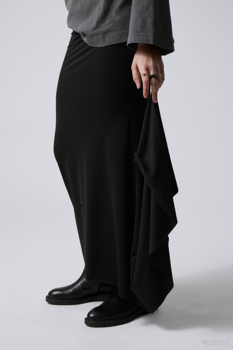 Weekday Long Asymmetric Drape Skirt スカート レディース 黒 Japan | E1U-1384