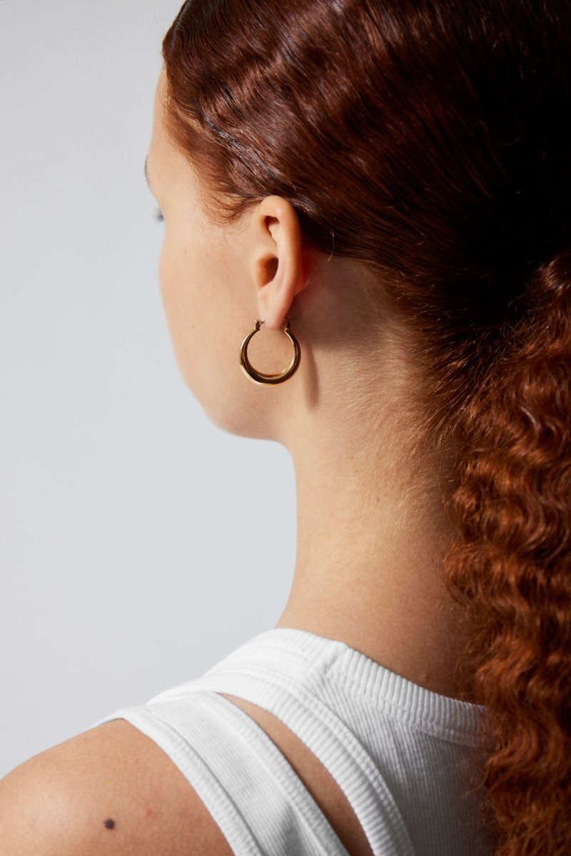 Weekday Mija Hoop Earrings ジュエリー レディース Golden Japan | W1T-0241