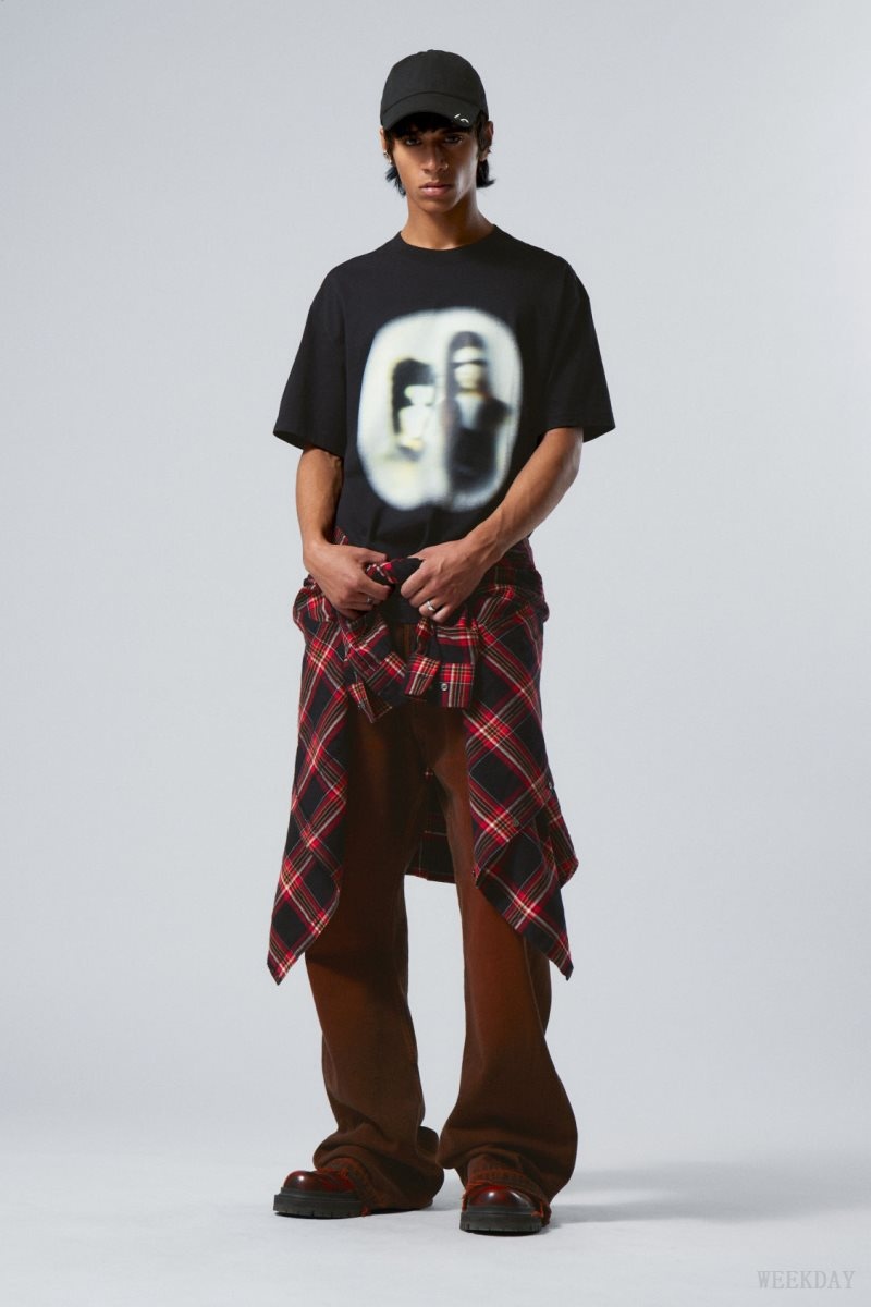 Weekday Oversized グラフィック Printed T-shirt Tシャツ メンズ The Blurry Band Japan | S6P-5797