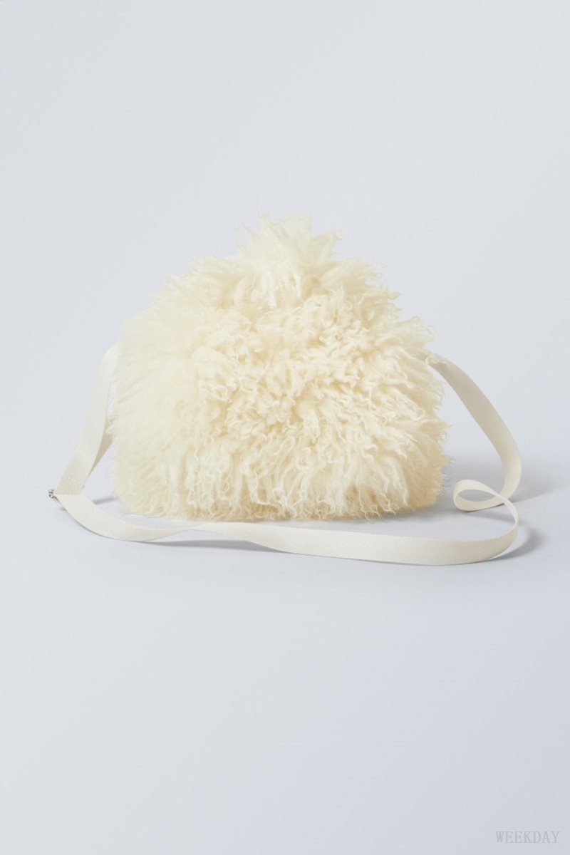 Weekday Small Faux Fur Bag バッグ レディース ライト Japan | S0Y-8841