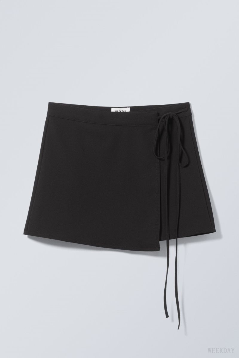 Weekday Tailored Mini Wrap Skirt スカート レディース 黒 Japan | W3M-3652