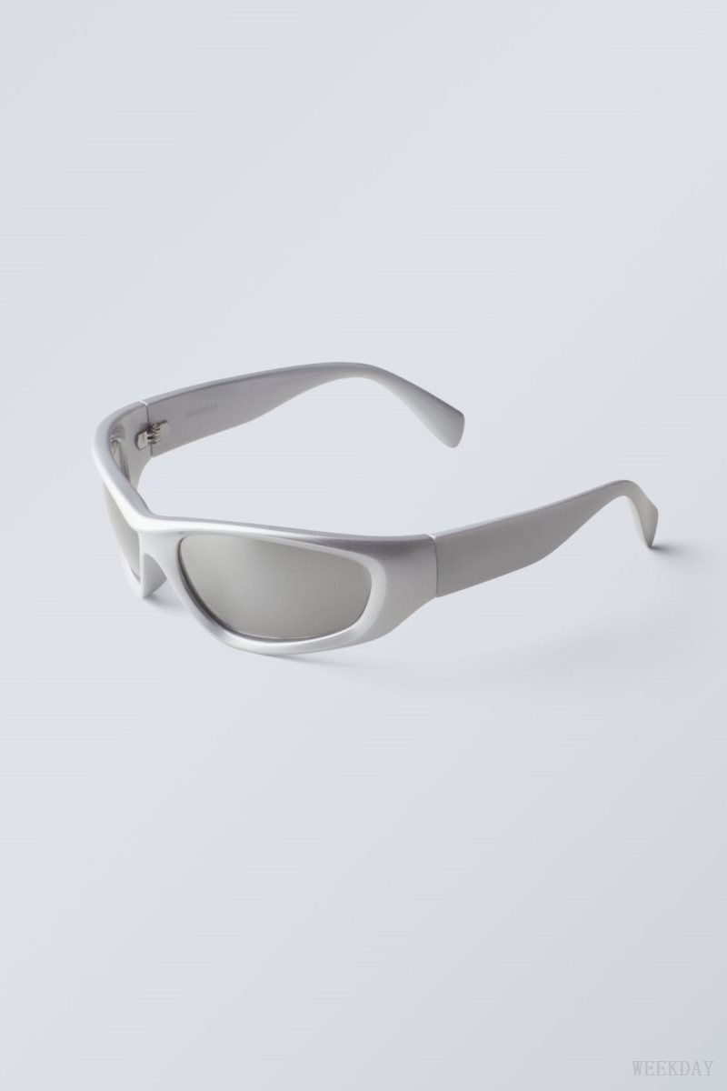 Weekday Trek Sunglasses サングラス レディース シルバー Japan | K7G-8254